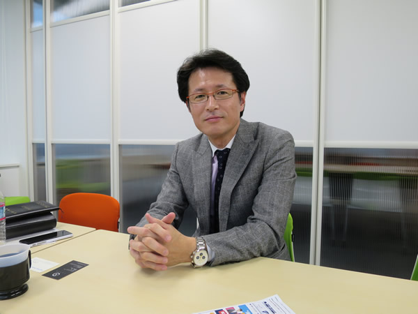 保険マンモス社長